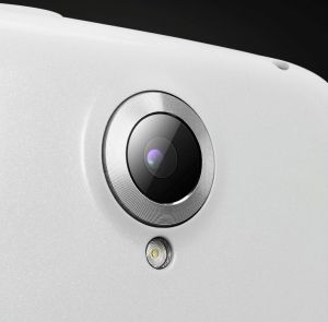 Смартфон Lenovo S820 White